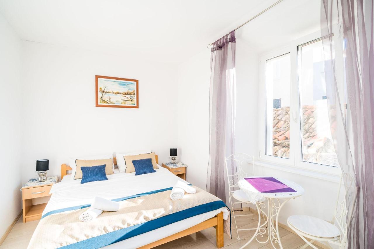 Deluxe Rooms With A Terrace View At Old City Gate Dubrovnik Exterior foto