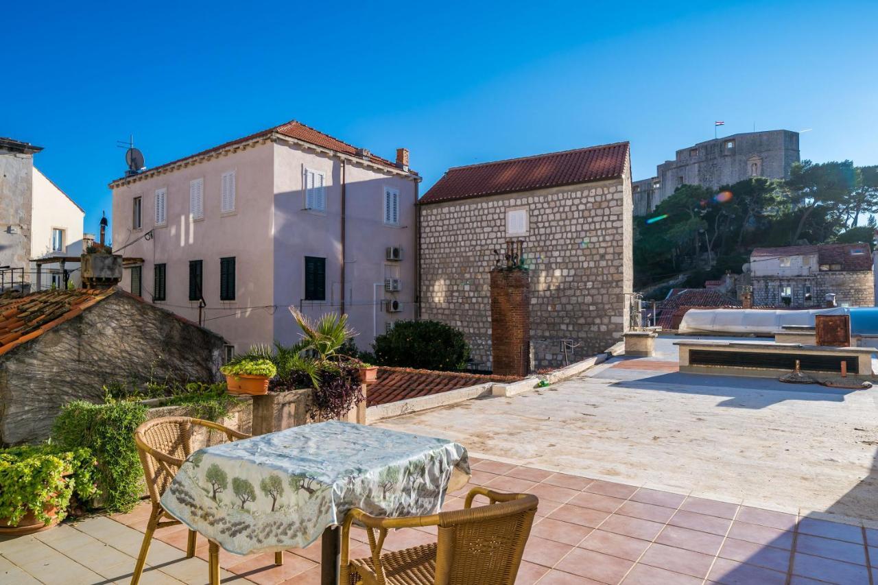 Deluxe Rooms With A Terrace View At Old City Gate Dubrovnik Exterior foto
