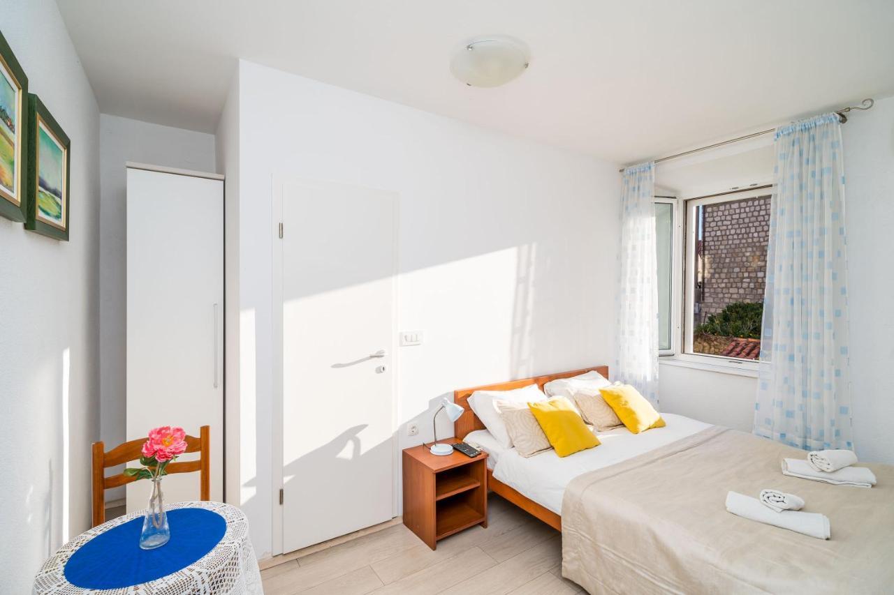 Deluxe Rooms With A Terrace View At Old City Gate Dubrovnik Exterior foto