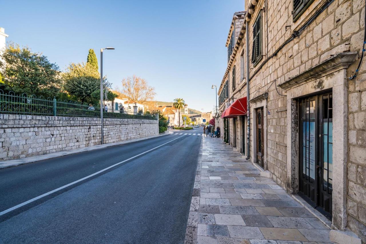 Deluxe Rooms With A Terrace View At Old City Gate Dubrovnik Exterior foto