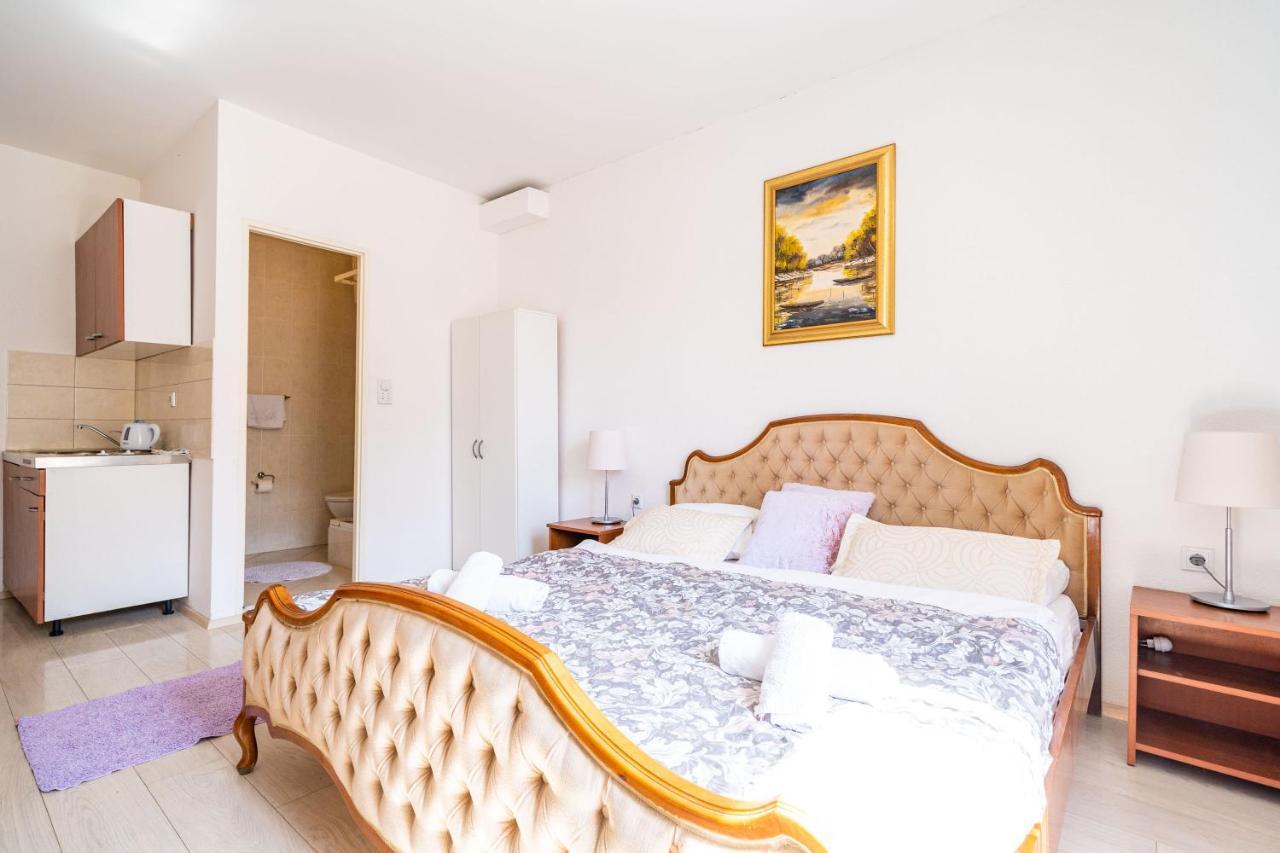 Deluxe Rooms With A Terrace View At Old City Gate Dubrovnik Exterior foto