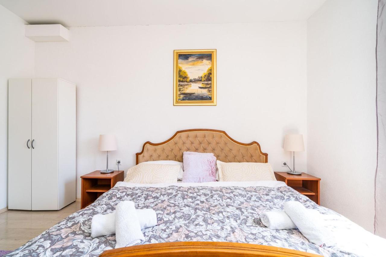 Deluxe Rooms With A Terrace View At Old City Gate Dubrovnik Exterior foto